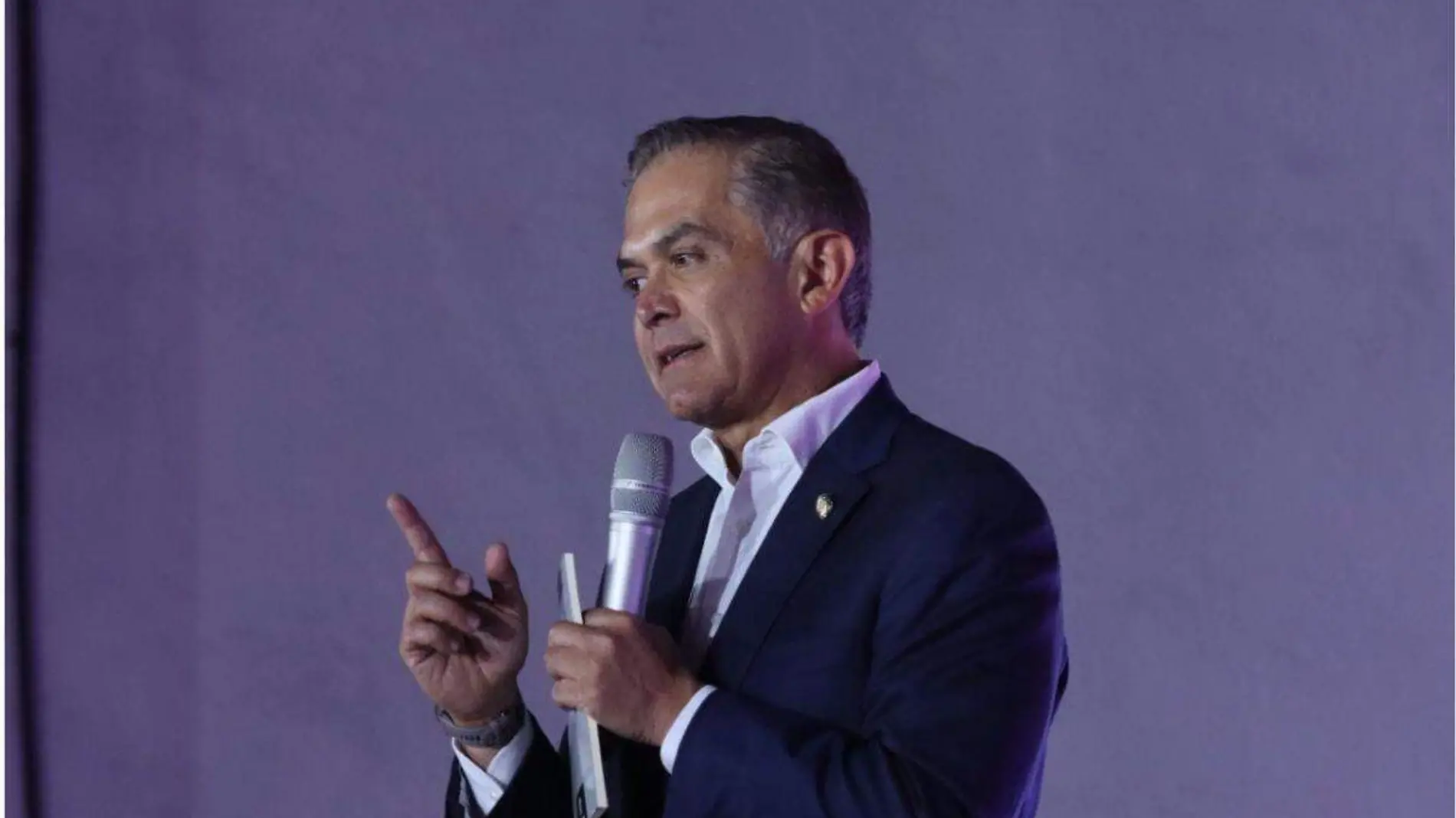 Mancera enviará iniviativa para que INAI pueda sesionar en casos de emergencia